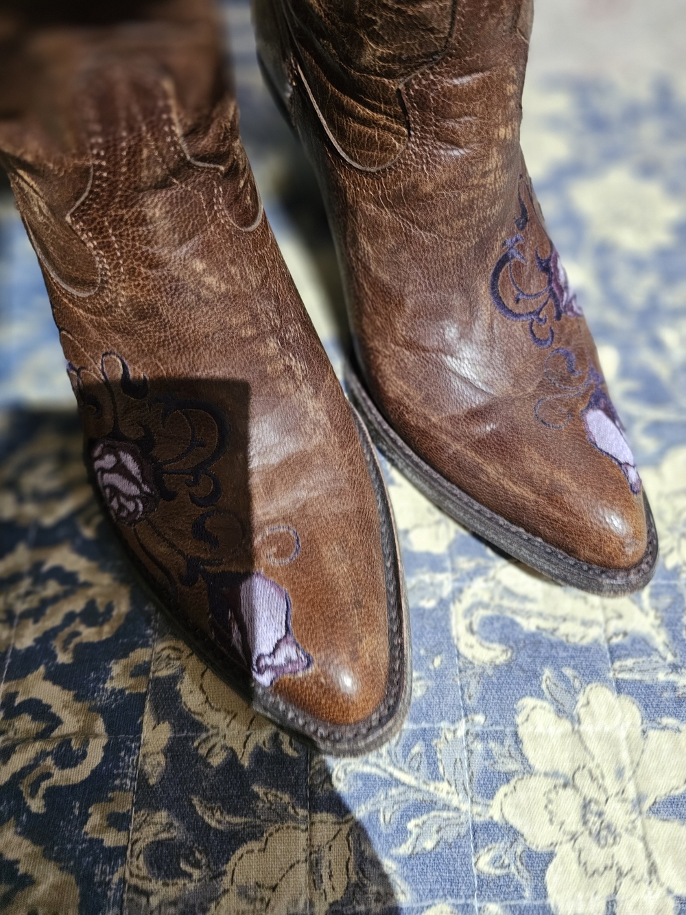 Old Gringo Brown Leather Cowboy Boots with Purple Floral Embroidery - Picture 8 of 10
